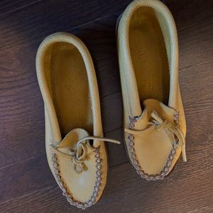 Soft moose skin Womens moccasins 7.5